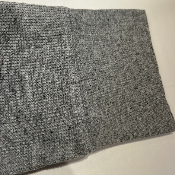 Vince men’s cotton thermal long t-shirt with hood size extra small with tags - Picture 4 of 9